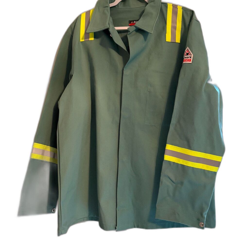 Bulwark FR CAT2 Flame Resistant Work Jacket Reflective Green Large KEM4VG